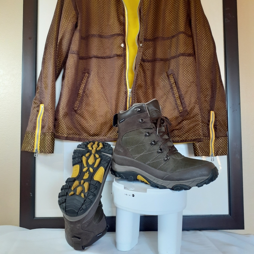 North Face Chilkat Nylon Boots Size 12 Like New - Picture 1 of 9